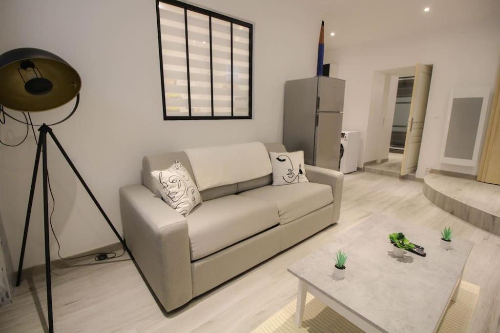 Apartment La Bd : Joli T2 Renove /wi-fi/centre-ville Angouleme